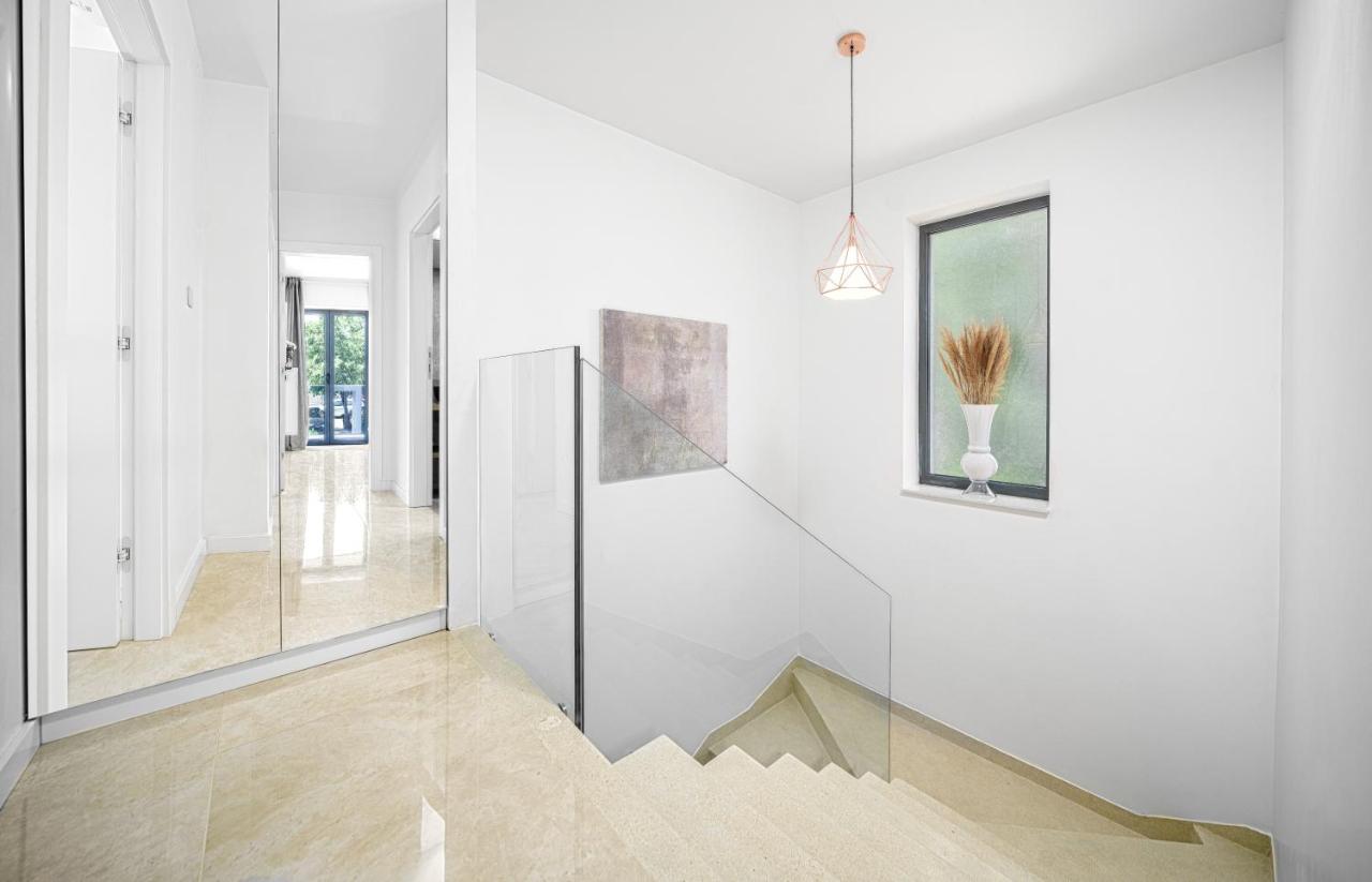 Villa Gray Tribalj Exteriör bild